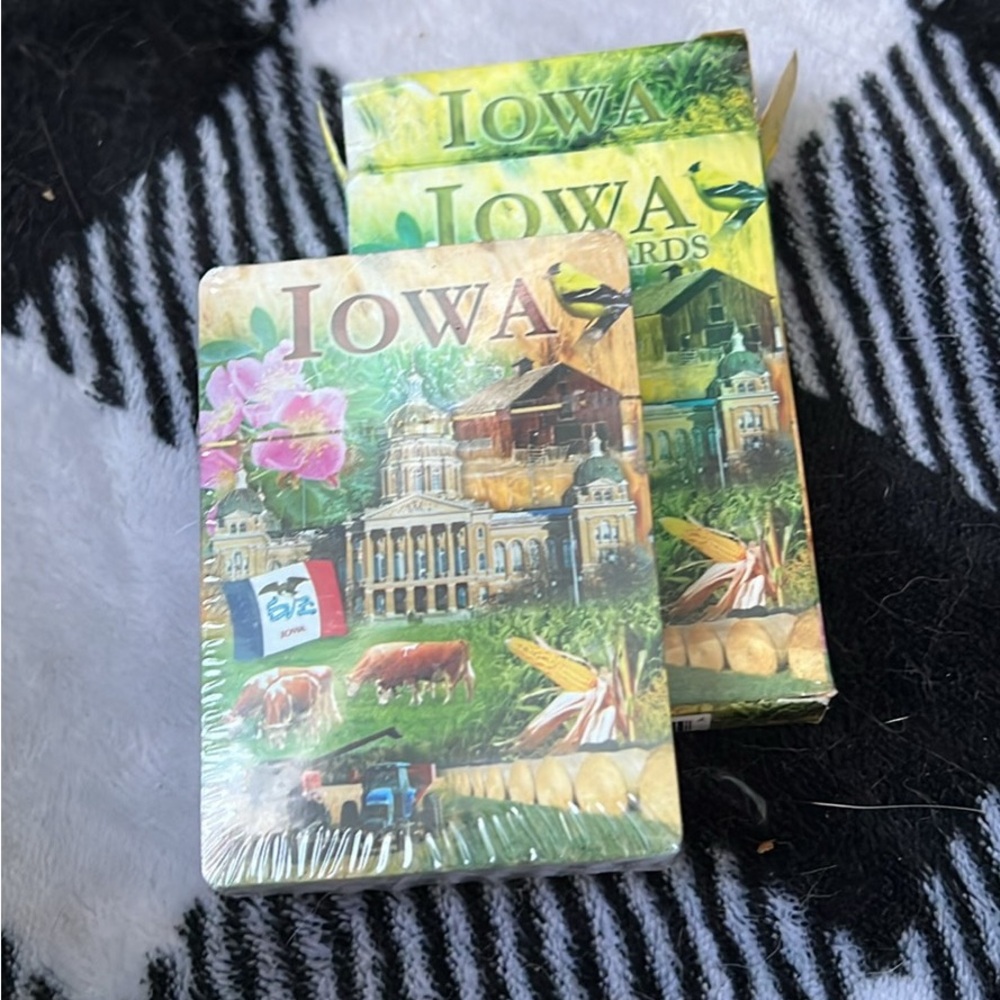 Iowa Playing Cards Set - (SOLD)